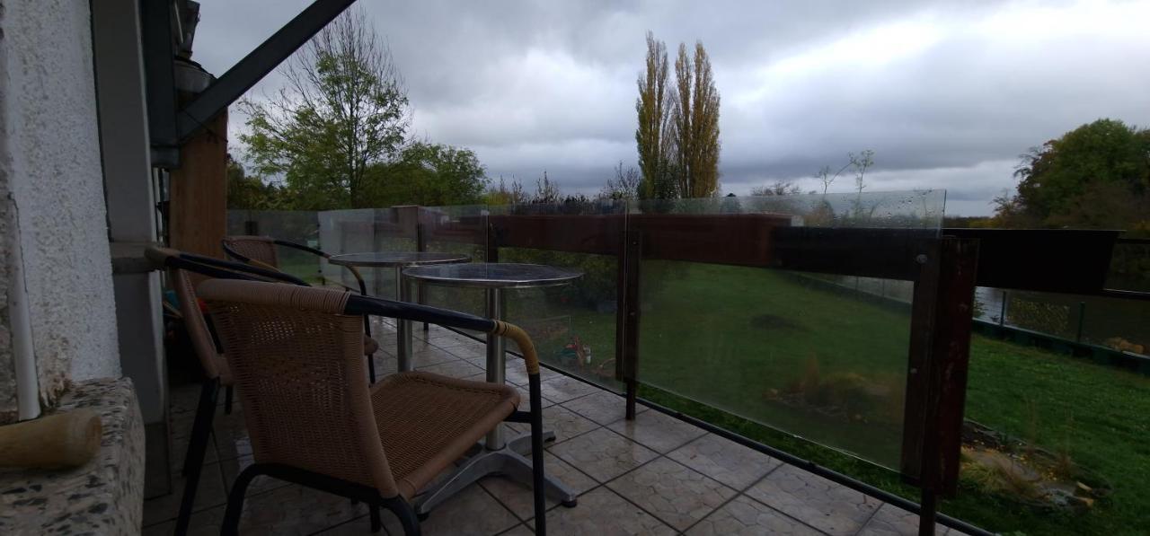 Darkwolf House Apartamento Merseburg Exterior foto