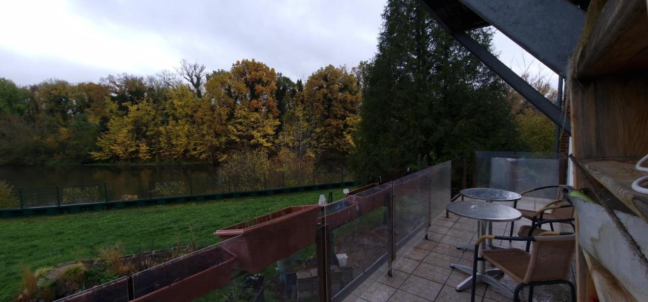 Darkwolf House Apartamento Merseburg Exterior foto