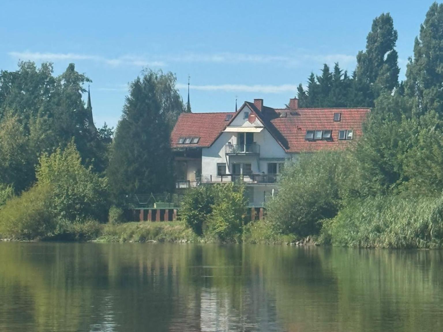 Darkwolf House Apartamento Merseburg Exterior foto